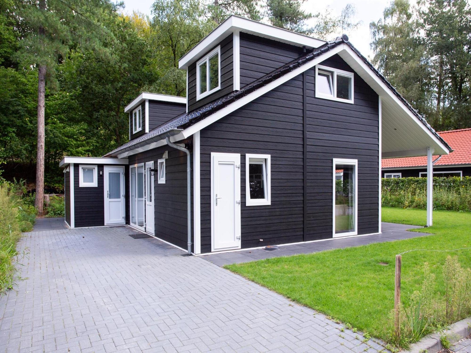 Beautiful House With Covered Terrace Located In A Holiday Park In Rhenen Exterior foto
