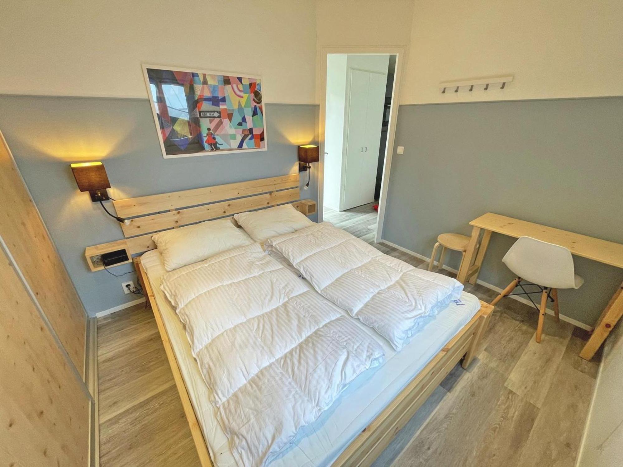 Beautiful House With Covered Terrace Located In A Holiday Park In Rhenen Exterior foto
